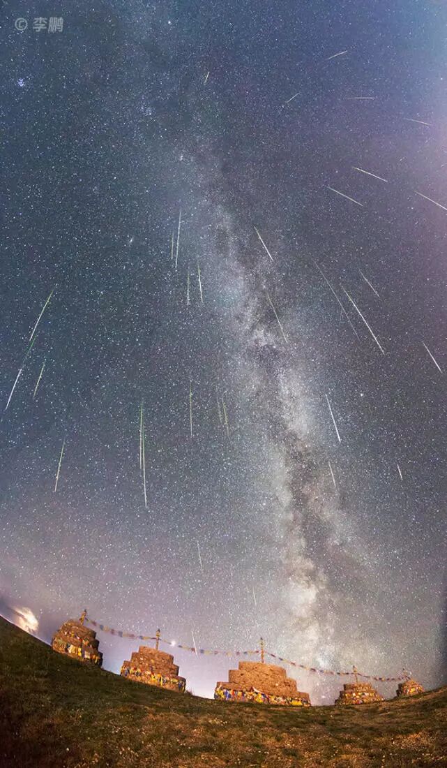 英仙座流星雨如约绽放夜空 来看看全国各地的美图合集 腾讯图片 微信公众号文章阅读 Wemp