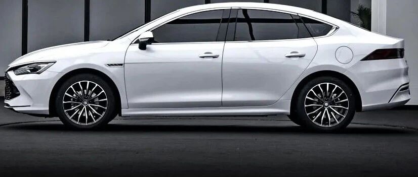 质感媲美BBA，一箱油1200KM！10万起它们真抗日，把轩逸卡罗拉打得满地找牙