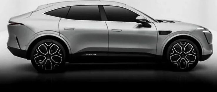 10来万起，中国陆巡、一箱油1300KM神车、中保研满分皆有！2022中国车了解下