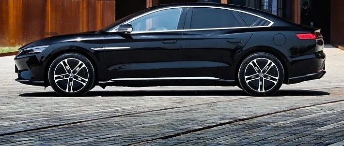 10.39万起买最安全高性价比5米轿车/SUV？自主合资全有，给家人一座移动堡垒！