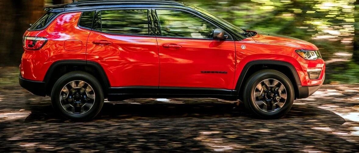 13.98万买四驱合资超大SUV？有它们要啥H6/CS75？诗和远方岳父丈母娘都有了