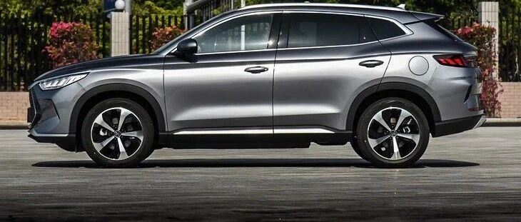 7.98万起，一箱油干1200公里神车，2.0T战斗机SUV，自主合资皆有！配置还贼高