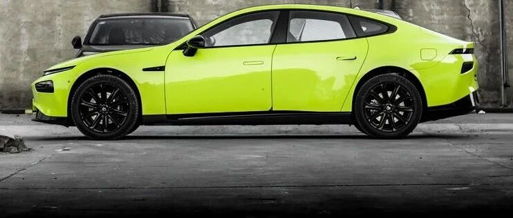 或仅10多万起，享超跑瞩目享受？它们出厂自带剪刀门，村里姑娘抢着上！