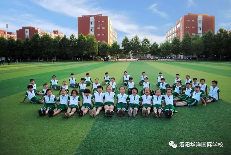 华洋小学部——最美班服 华洋小学部——最美班服