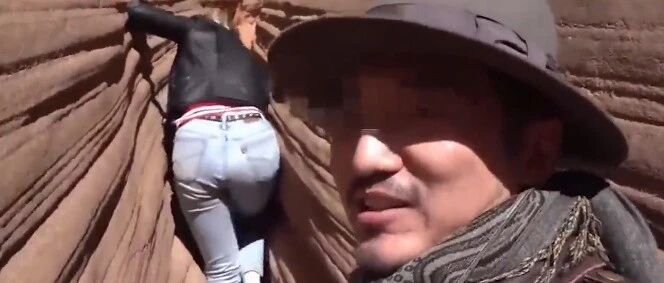 网红博主带外国游客违规踩踏陕西靖边丹霞地貌，还发视频炫耀！警方：已传唤