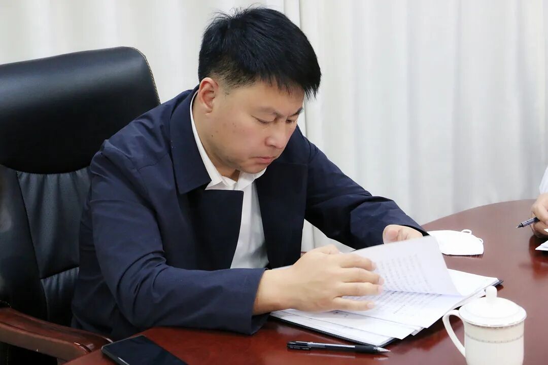 作风能力提升年凝共识强担当莱西市委政法委市法学会召开全体机关干部