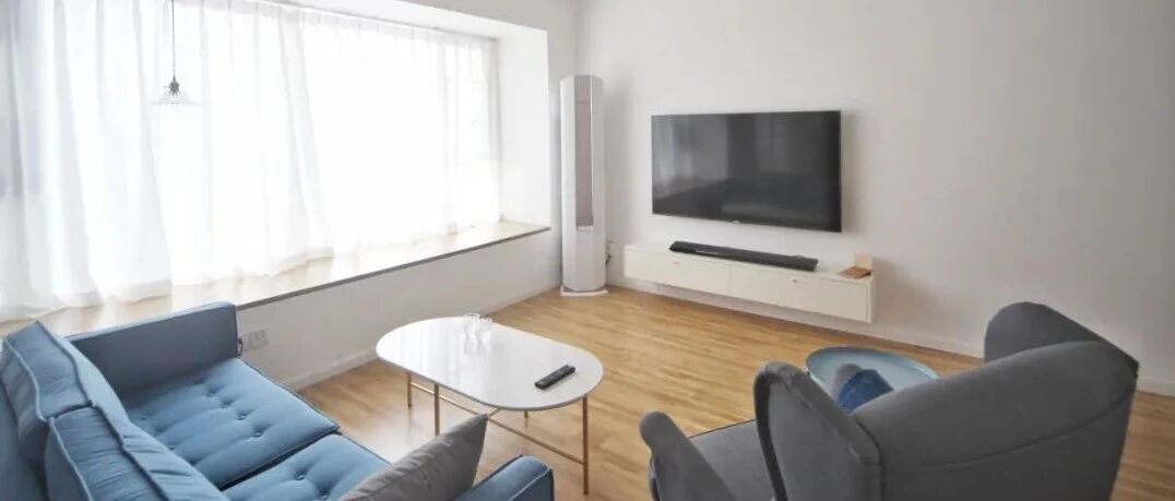 客厅不带阳台，窗户这样设计，生活精致舒适