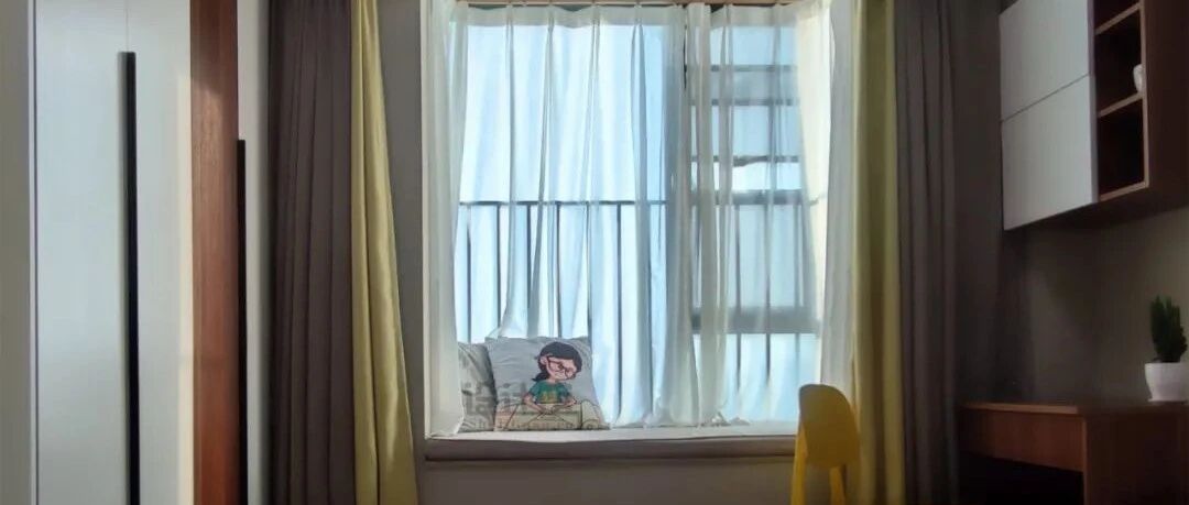 飘窗窗帘怎么装？别轻信做窗帘的，一定要权衡利弊！
