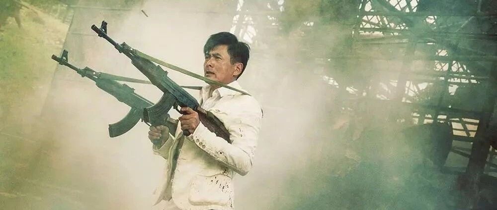 周润发：凭什么能做44年的大众男神？