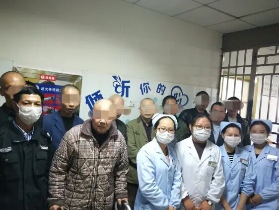 封闭病区欢乐多——三病区举行象棋比赛(图5)