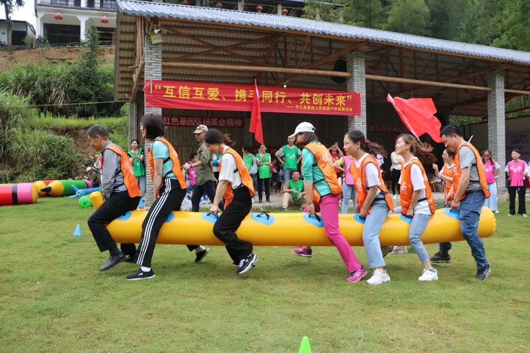 天使伴身边 温暖漾心田——平江县第四人民医院组织开展庆祝5.12国际护士节系列活动(图10)