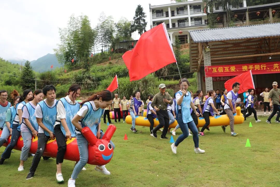 天使伴身边 温暖漾心田——平江县第四人民医院组织开展庆祝5.12国际护士节系列活动(图13)