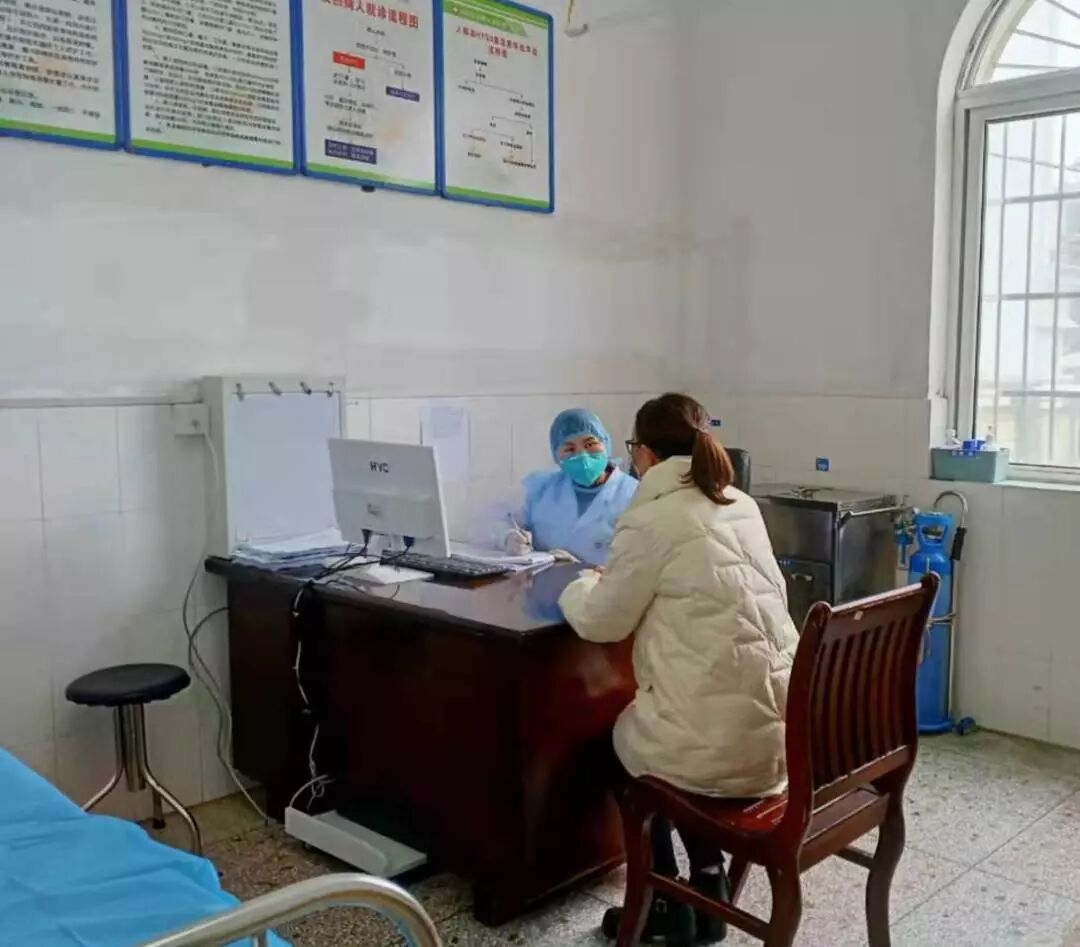 发热门诊的24小时坚守(图2)