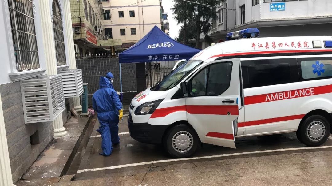 发热门诊的24小时坚守(图4)