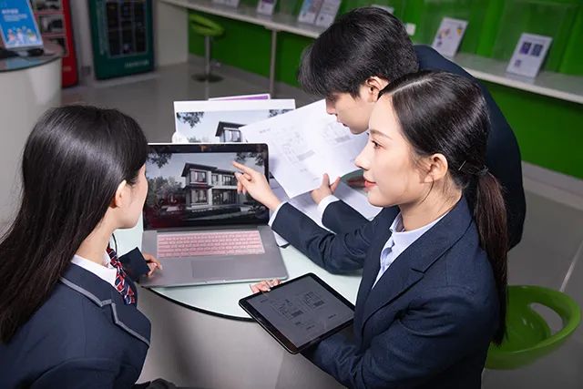 长沙新华电脑学院贴吧_湖南新华电脑学院_湖南新华电脑学院官方网站