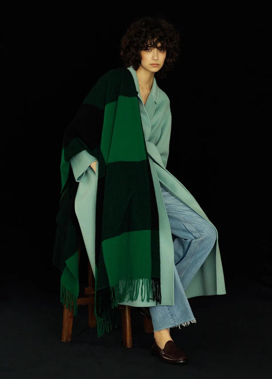 2020秋冬流行色是戴妃最愛的群青綠 時尚 第47張