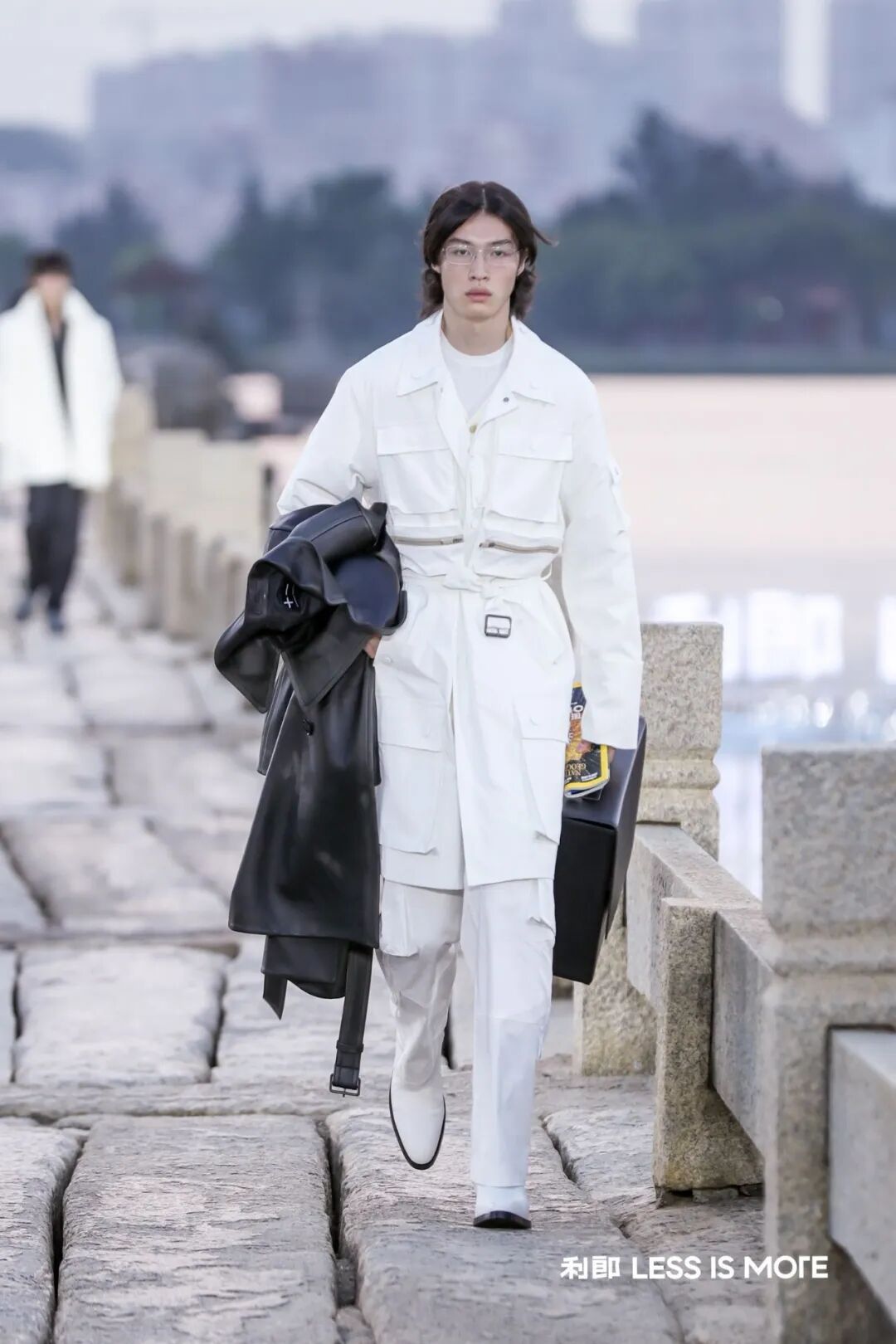 style这次秀场的明星嘉宾有点精彩,不仅有来看秀的,还有来走秀的