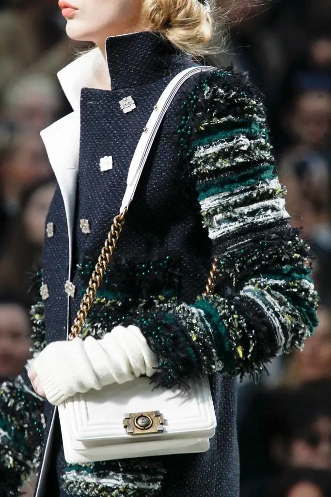 Chanel漲到五萬一隻，大牌漲價潮誰最保值 時尚 第18張