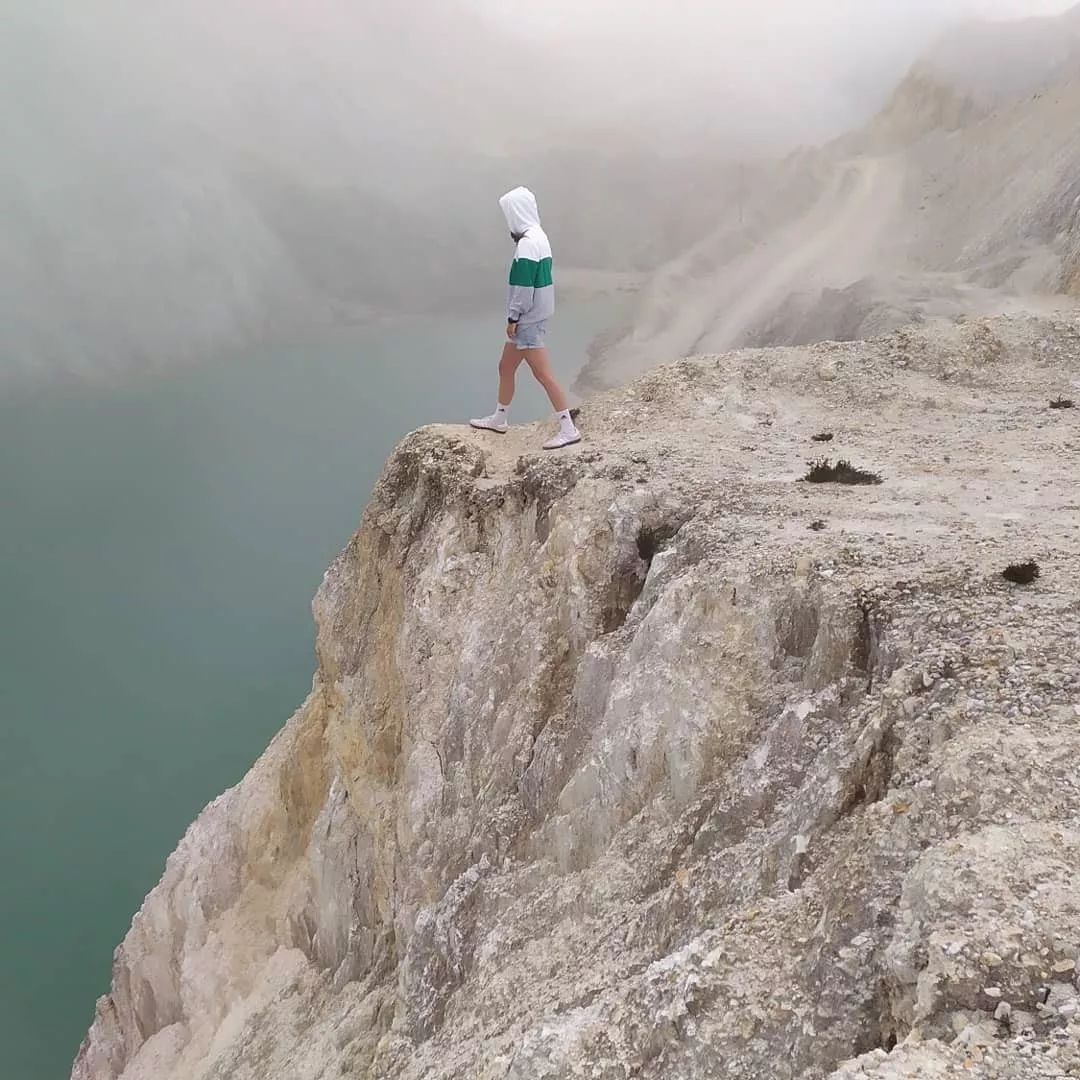 在毒湖裡洗澡，為出名被毒到脫水，又一屆INS網紅開始作死了… 旅遊 第12張