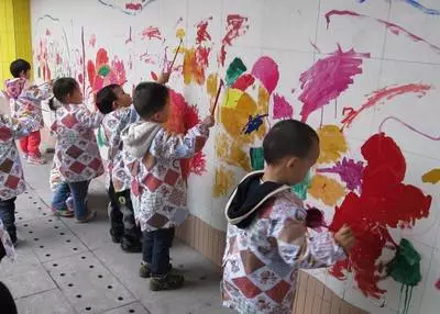 带上色彩、欢乐一夏！小小毕加索营开营啦！|新闻动态-滨州辰坤美术书法学校