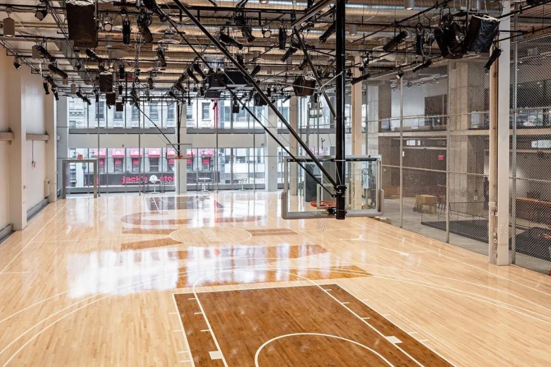 室内篮球地板价格_北京篮球地板_篮球木地板多少钱一个