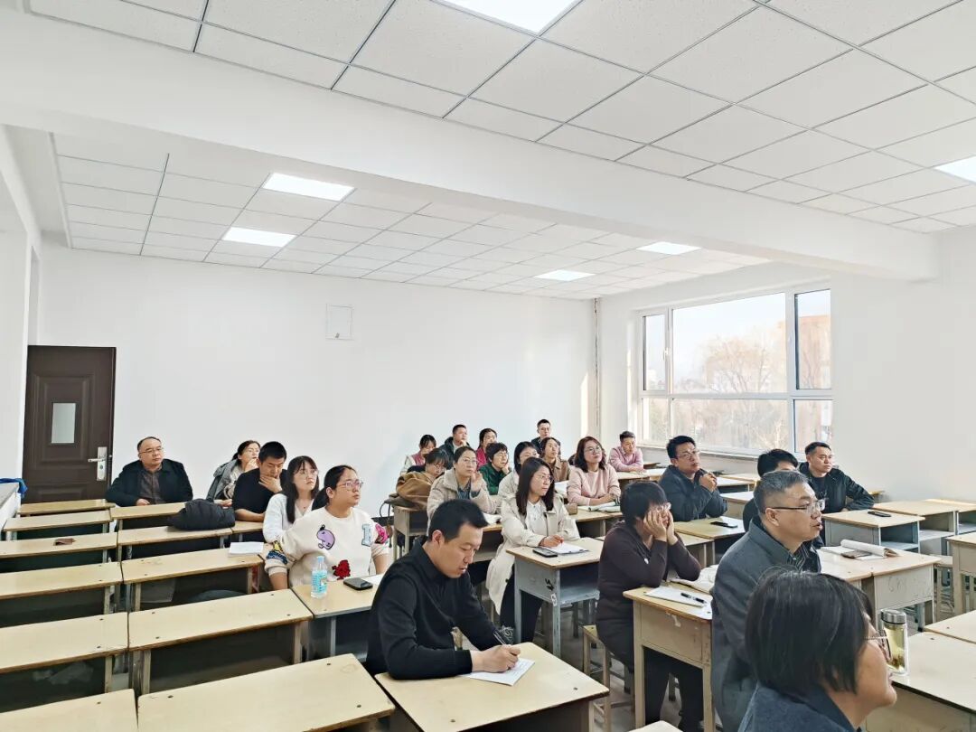 忻州一中召开"研高考"学科论坛