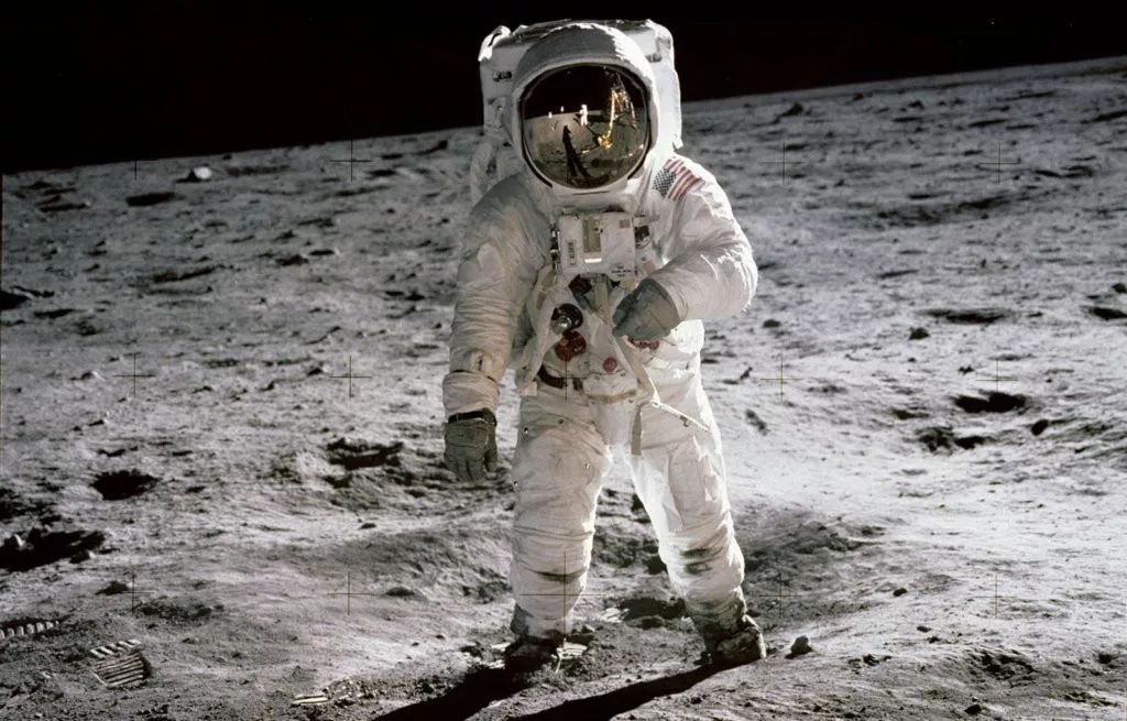 用50年前NASA送阿波罗上天的电脑挖矿是什么体验？