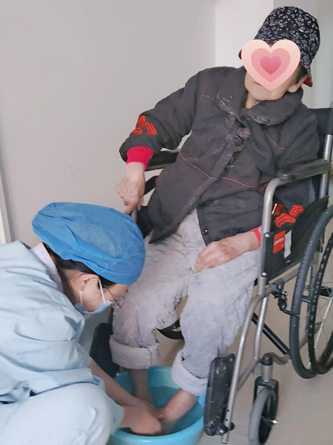 昏迷病人吸痰怎么吸精心护理出奇迹，79岁昏迷老人恢复意识_https://www.jmylbn.com_新闻资讯_第7张