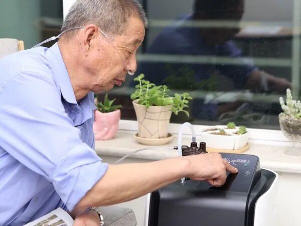 欧姆龙制氧机和鱼跃哪个好 制氧机哪个牌子的产品靠谱？