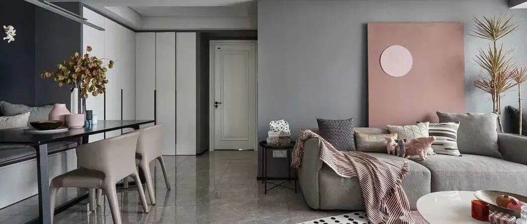 是什么让你放弃地板而选择了地砖？媳妇：因为咱俩又穷又懒