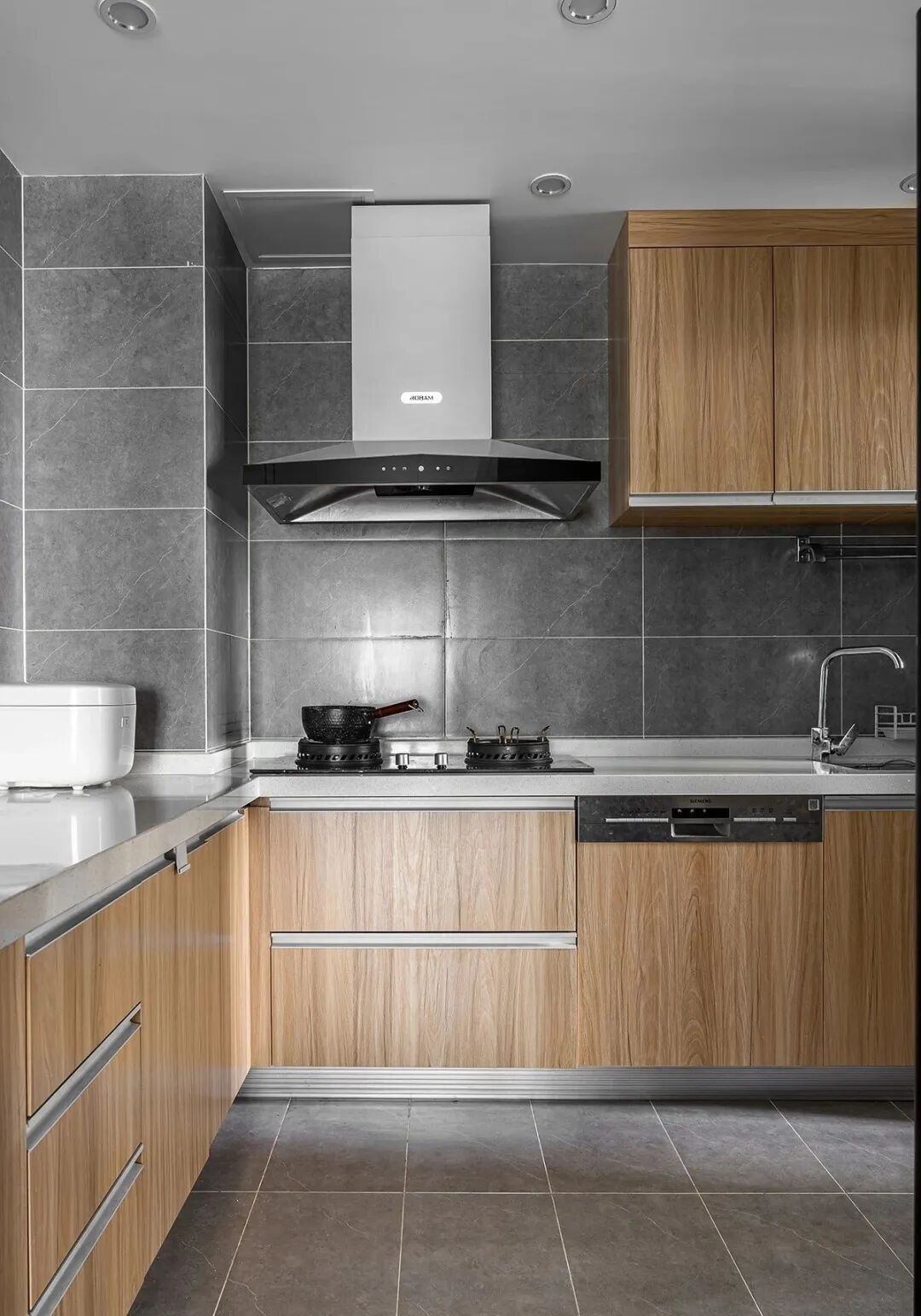 95㎡原生态木质日式风,回归自然,让家成为喧嚣都市的“绿洲”~