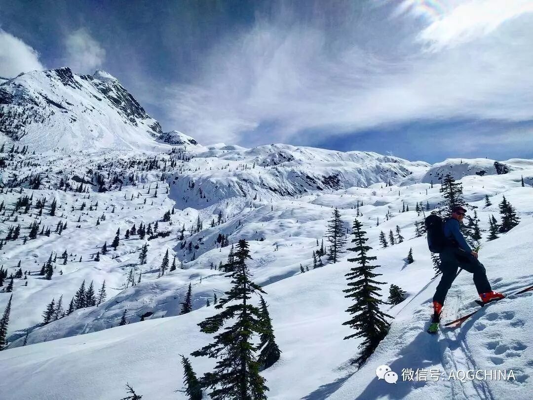 BC省戈尔登庆祝历史和传统，在加拿大150周年迎来越秀体验生