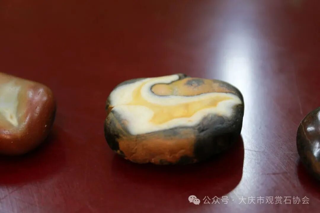请输入内容主题