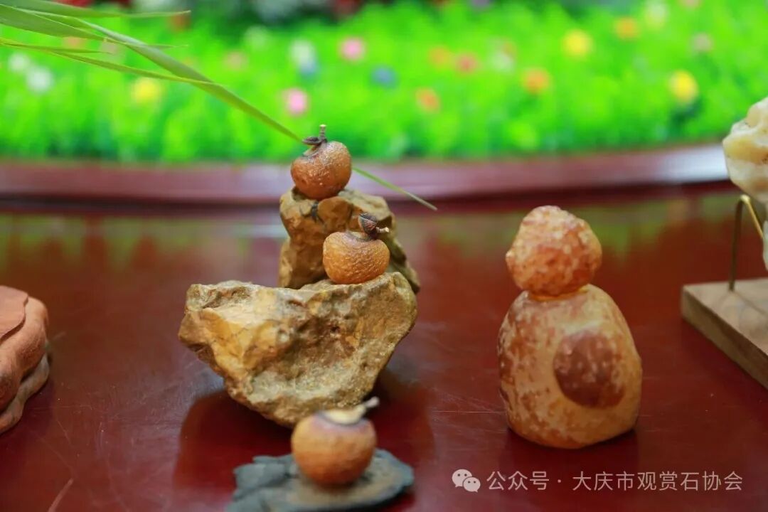 请输入内容主题