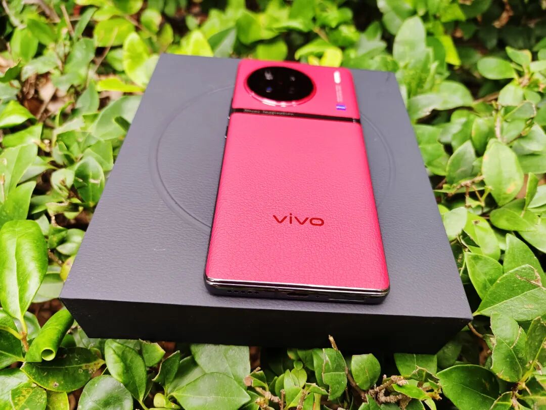 十年开篇之作,vivoX90到底有多闪耀? 十年开篇之作,vivoX90到底有多闪耀?