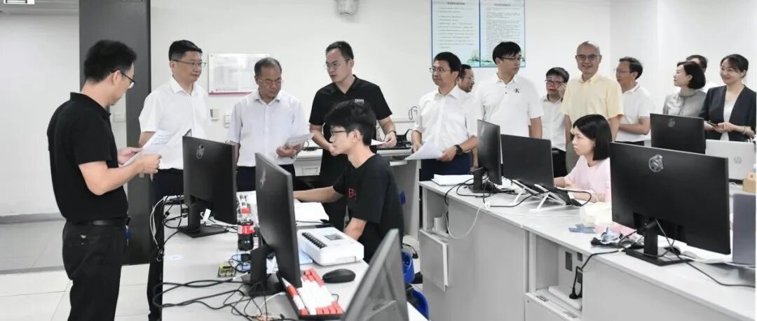 深圳迈瑞电子怎么样张小康带队赴深圳迈瑞生物医疗电子股份有限公司总部开展访企拓岗_https://www.jmylbn.com_新闻资讯_第6张