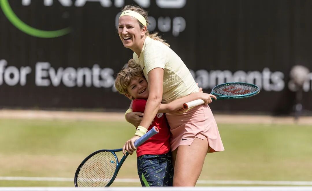 维多利亚·阿扎伦卡