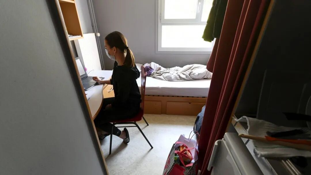 法国留学生活 法国政府向有困难的大学生发放特别补助 留学