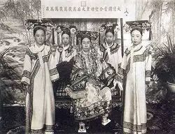 隆裕皇后：光緒的皇后，中國最後一位太后，親手斷送了大清王朝 歷史 第4張