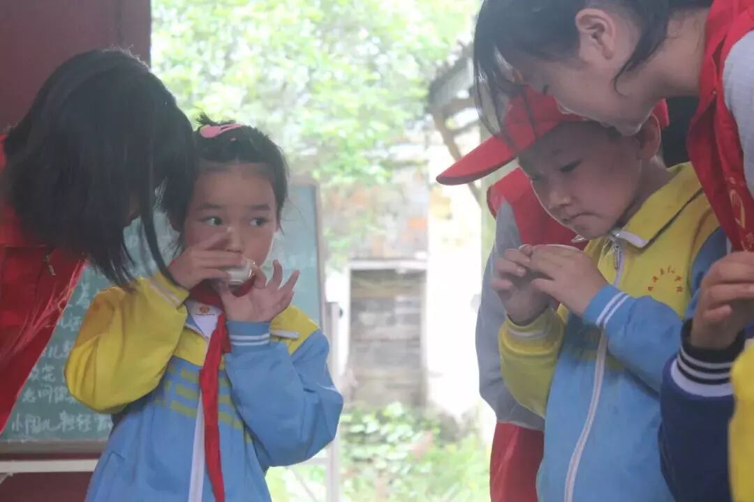 关爱留守儿童 情系乡村幼教