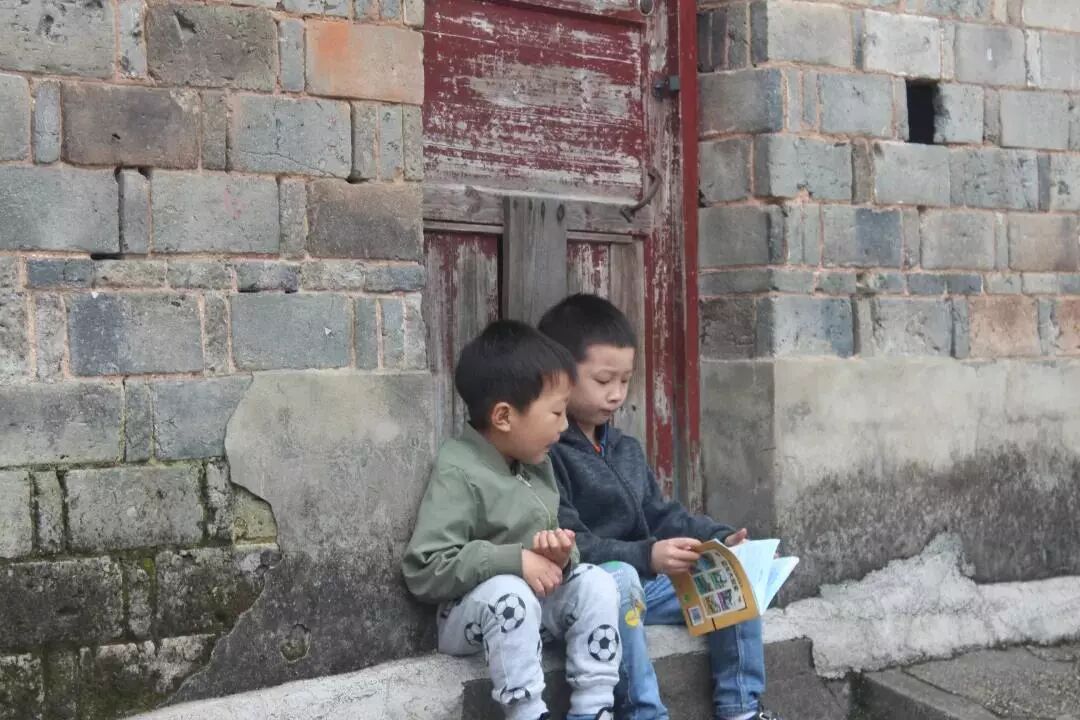 关爱留守儿童 情系乡村幼教