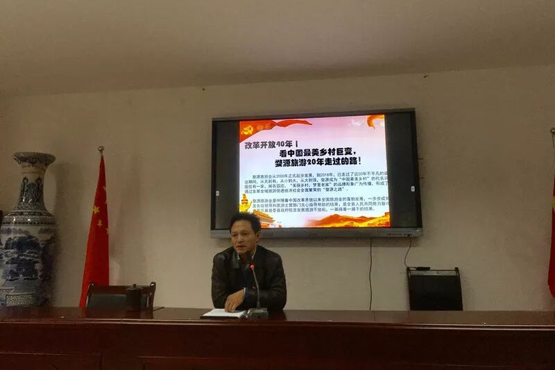 嫦娥四号奔月时 学生支部正扬帆