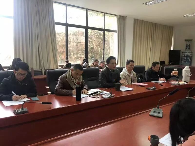 嫦娥四号奔月时 学生支部正扬帆