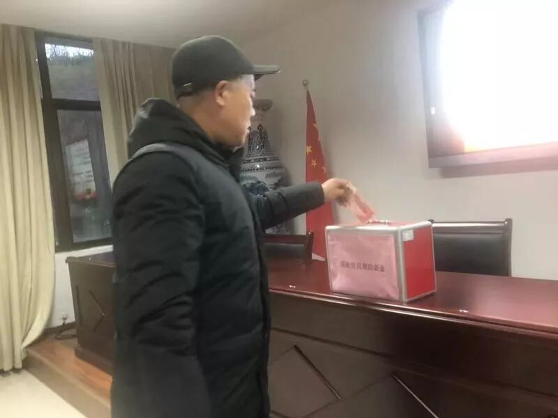 嫦娥四号奔月时 学生支部正扬帆