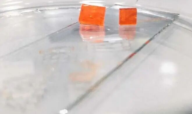 世界上较小尺寸的半导体激光器 诞生了！