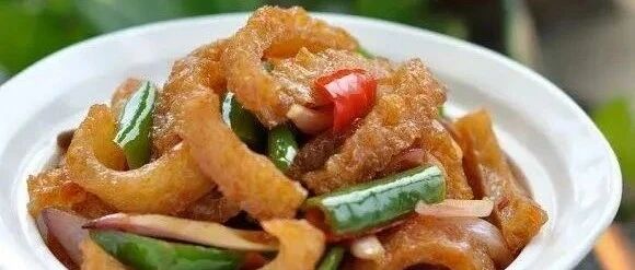 开胃爽口的酸辣菜，一口就能引爆你的味蕾！