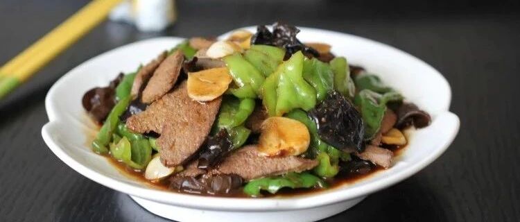 工作熬夜太晚怎么办？这些美食帮你补补肝！