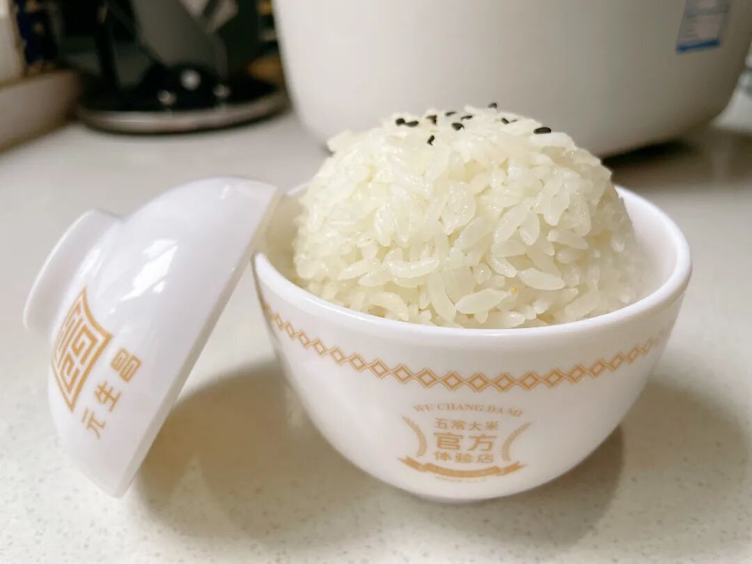 学会这6个小窍门让你的米饭又香又糯大家不妨试一试