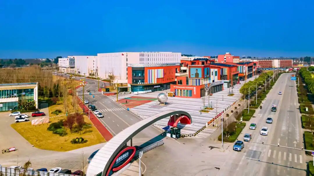 项目、人才、国际交流全面开花！金熊猫奖让世界镜头聚焦成都影视城插图6