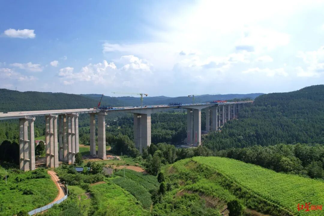 全部合龙！北上出川大通道明年通车插图2
